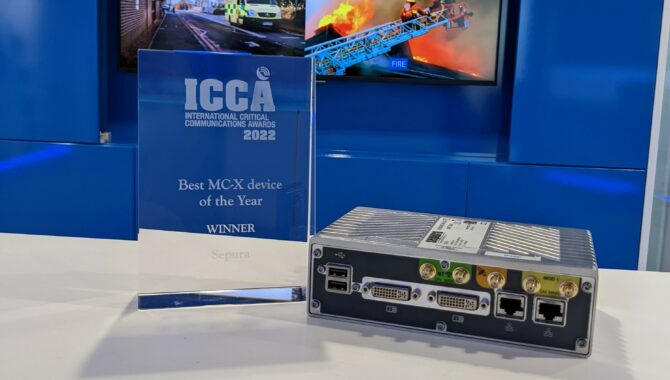 The SCU3 Device with its ICCA Award - Best MC-X Device of the Year